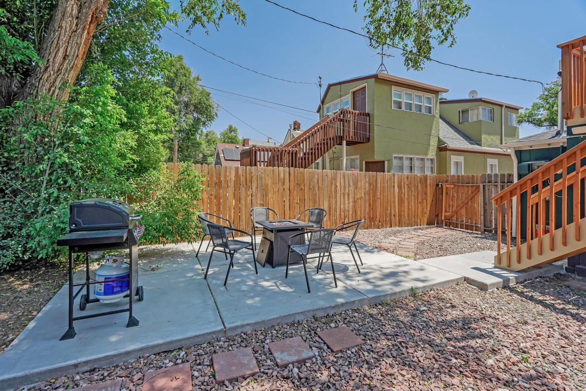 Neighborly Heights - Downtown King Bbq Fire Pit Villa Colorado Springs Exterior photo
